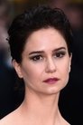 Katherine Waterston isNaomi Ford