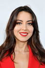 Aubrey Plaza isRio Vidal