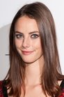 Kaya Scodelario isSusie Glass