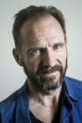 Ralph Fiennes isLawrence