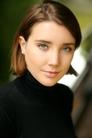 Gaia Wise isHéra (voice)